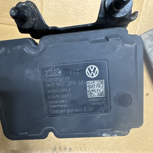 Volkswagen golf abs pump - golf,