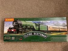 Hornby R1255M Flying Scotsman Analogue Train Set Green Current Model OO Gauge