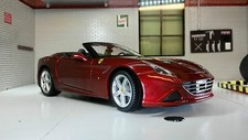 Ferrari California T 1:24 Red