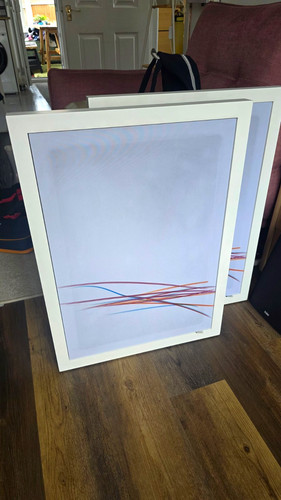 White floorstanding speakers - white,