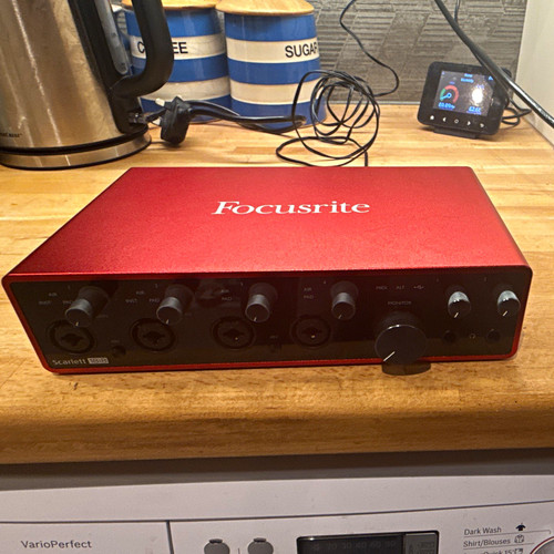 Focusrite scarlett 18i8 3rd - focusrite,
