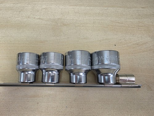 Elora piece socket - set, on