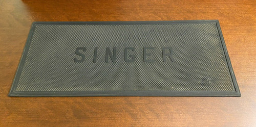 Vintage rubber table - table, mat