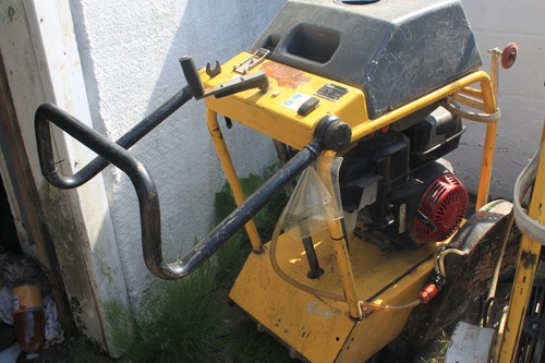 Wacker neuson bfs1345 petrol - neuson,