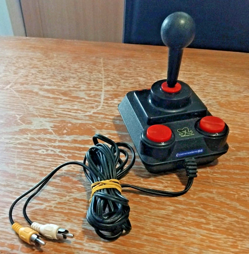 Commodore mammoth toys - 64,