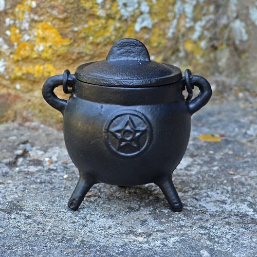 Cast iron cauldron - cast, pentagram