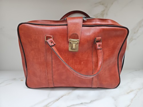 Vintage 1970s tan - faux, leather