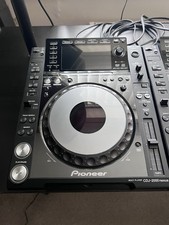 2 Pioneer CDJ-2000 Nexus Pro