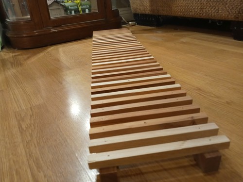 Scale garden trestle model - g,