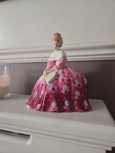 1972 royal doulton hn2471 - 1972,
