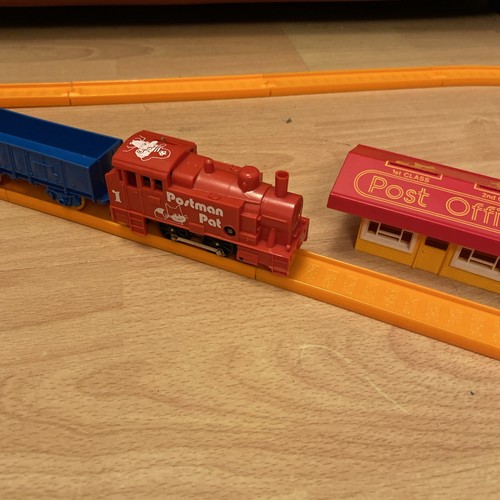 Vintage hornby postman pat - vintage,
