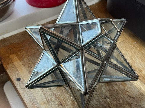 Clear glass metal star - &, lamp