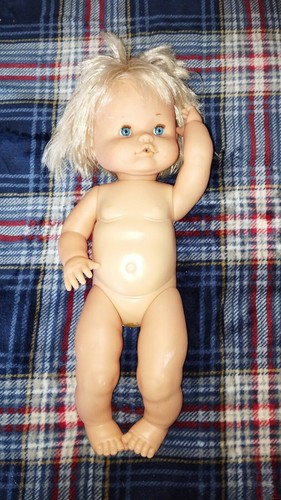 90s 2000 famous doll - 90s,