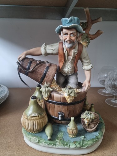 Large vintage capodimonte - vintage,