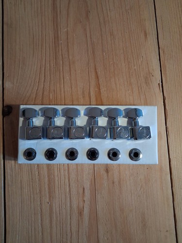Genuine fender stratocaster - fender,