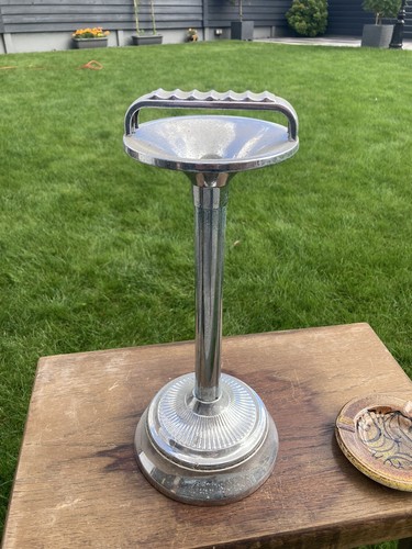 Vintage metal smoking - vintage, stand