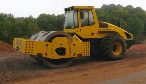Bomag 332 deep impact - bw,