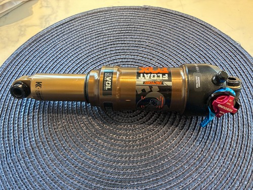 Fox float factory shock 210mm - float,