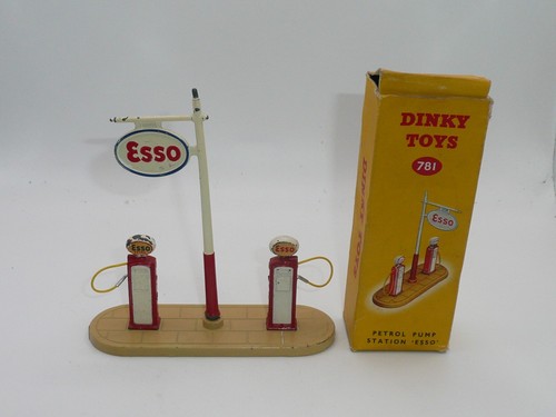 Dinky toys 781 petrol - dinky,
