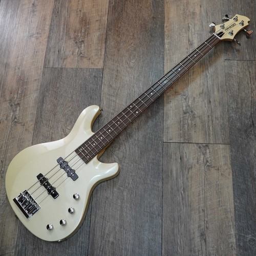 Fernandes gradual bass white - bass,