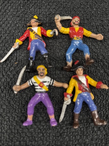 Vintage pirates 4 - pirates,