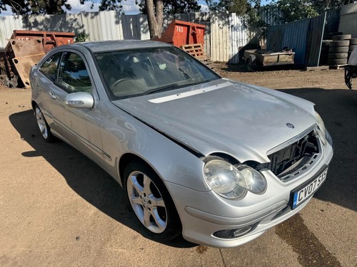 Mercedes class c180 - c-class, door