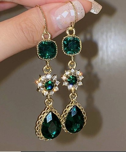 Luxury gold emerald green - &,