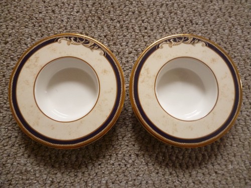 Wedgwood cornucopia - 2,