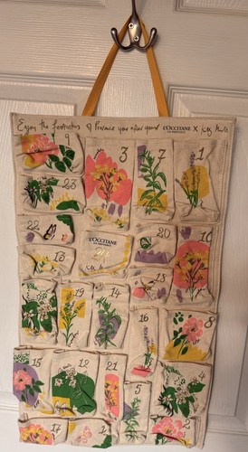 Occitane hanging pocket - l'occitane,