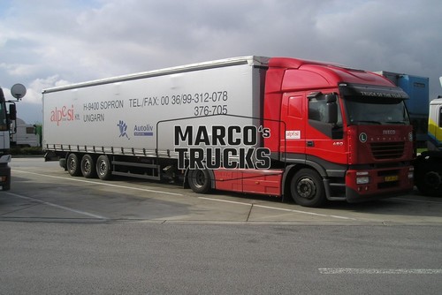 Truck photo iveco stralis - truck,