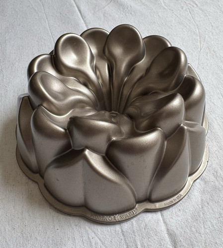 Nordic ware magnolia - ware, blossom