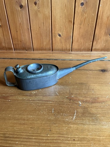 Vintage oil can - can,