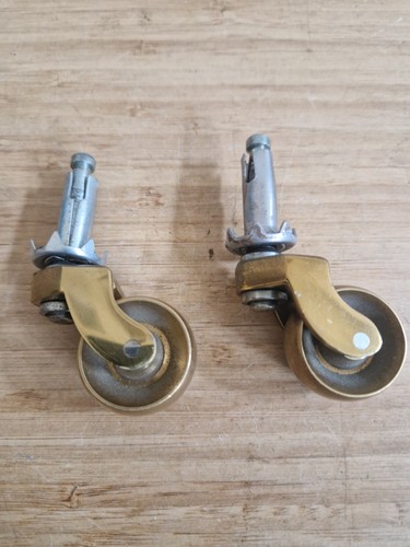 Solid brass vintage old - solid,