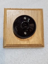Switch Wood  1-Gang 2-Way Bakelite Switch in Oak