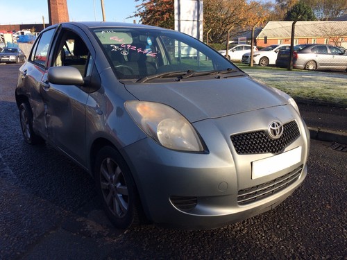 Toyota yaris vvti - yaris,