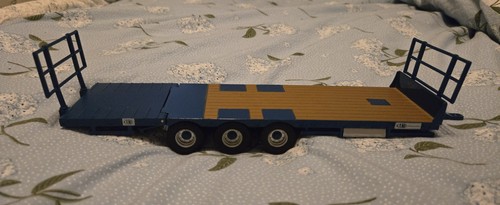 Britains farm kane tri axle - britains,