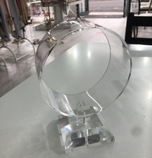 Head band stand acrylic