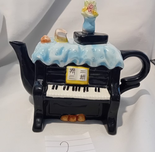 Vintage mini piano teapot - mini,