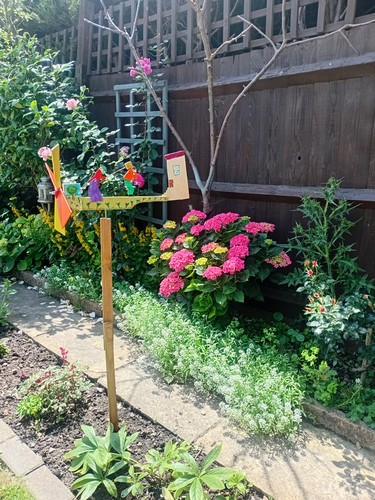 Women the boss - is, garden