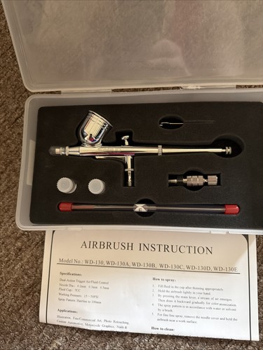 Airbrush and cleaning kit - airbrush,
