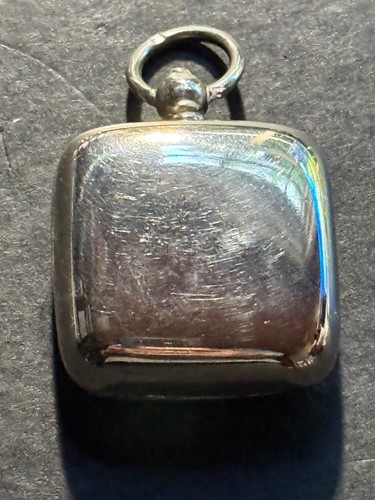 Sterling silver sovereign case - sterling,