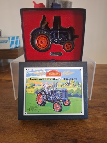 Vintage tractors britains - tractors,
