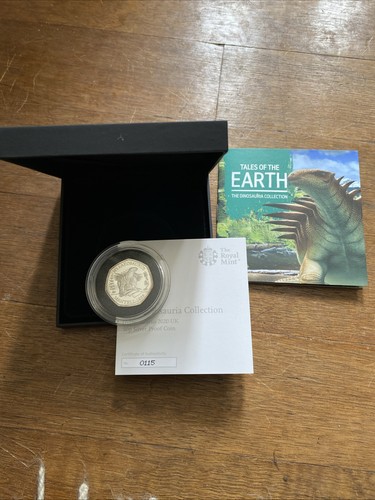 Royal mint 50p silver - mint,