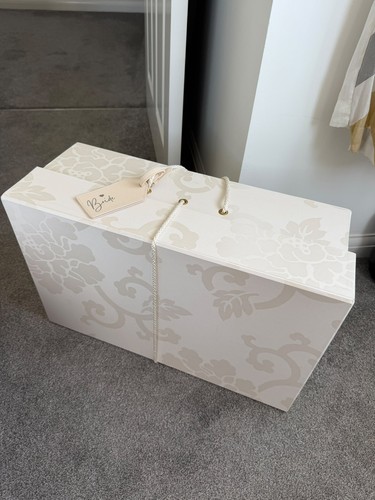 Wedding dress cabin - wedding, /