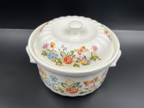 Aynsley small casserole dish - small,