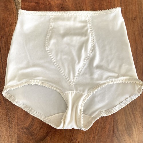 Vtg hanes her way tummy - vtg,