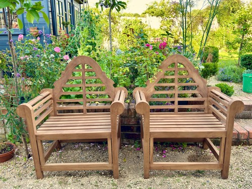 Pair lutyens style solid - of,