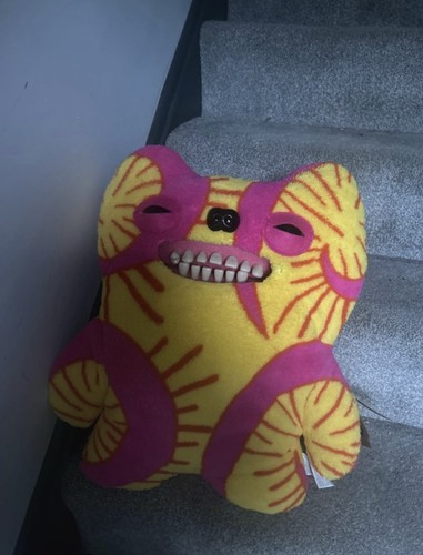 Zuru bigg fuggs yellow pink - zuru,