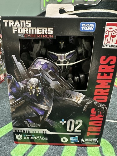 Transformers barricade hasbro - barricade,