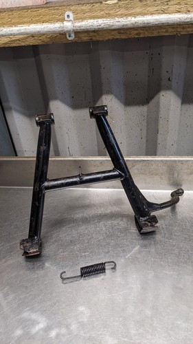 Suzuki gs650 centre stand main - centre,